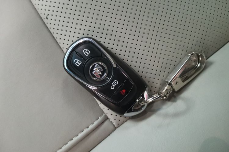 别克GL8 2023款 ES陆尊 舒适型中控内饰11