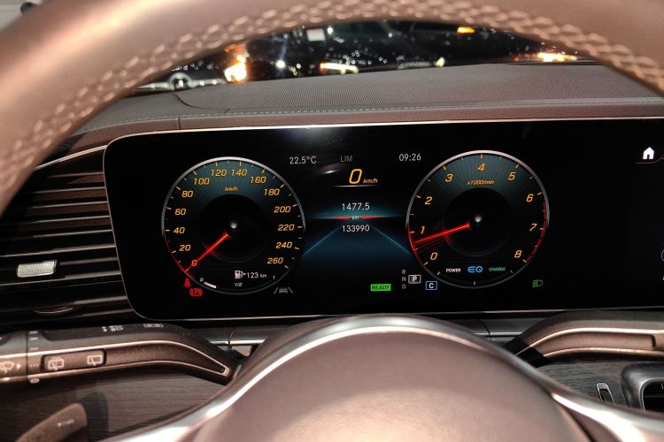 奔驰GLE 2020款 GLE 450 4MATIC 时尚型中控内饰14