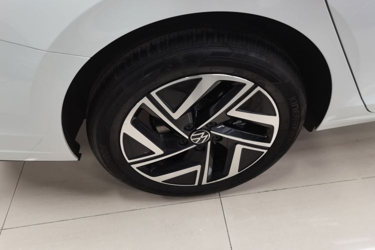 大众 速腾 2025款 改款三 300TSI DSG超越版车身外观6003