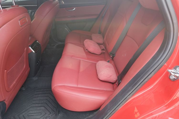 鸿蒙智行 问界M5 2024款 增程 Max RS 四驱高阶智驾版中控内饰7004