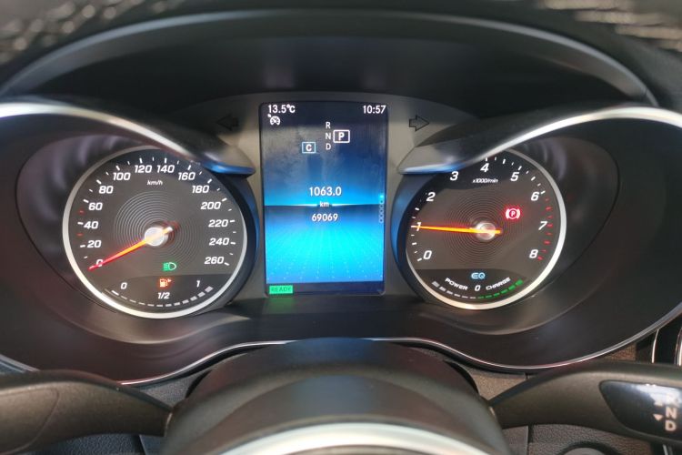 奔驰C级 2019款 C 260 L中控内饰14