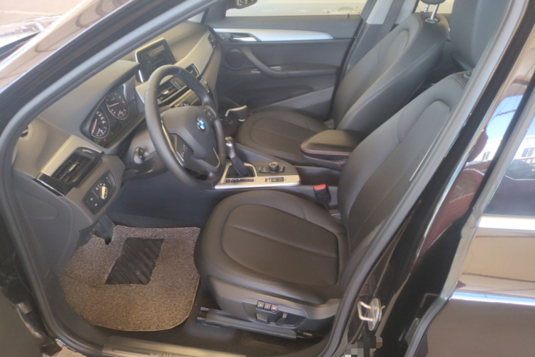 宝马X1 2018款 sDrive20Li 领先型局部细节19