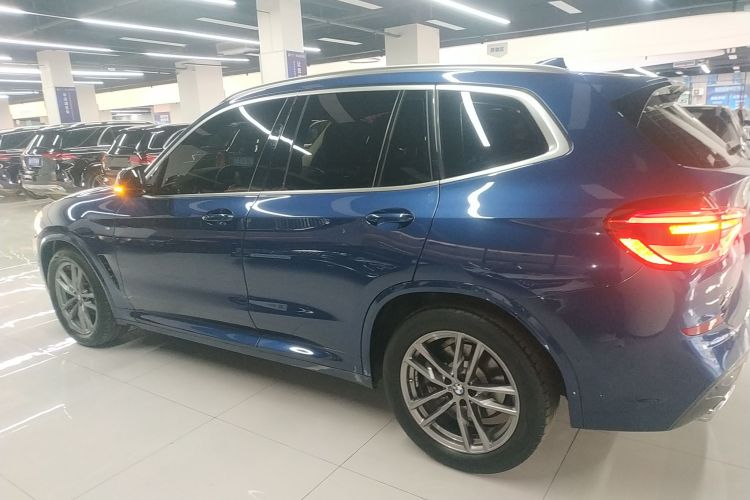 宝马X3 2021款 改款 xDrive28i M运动套装车身外观4