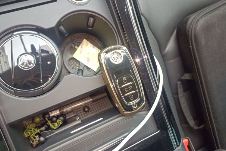 大众 辉昂 2019款 380TSI 两驱商务版 国VI中控内饰7001