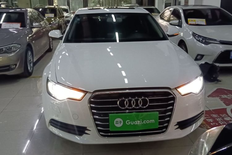 奥迪A6L 2015款 TFSI 百万纪念智领型车身外观2