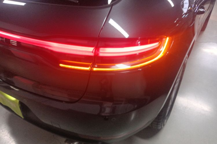 保时捷 2021款 Macan 2.0T车身外观9