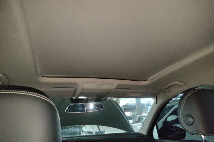 大众 途观L 2018款 330TSI 自动两驱豪华版中控内饰22