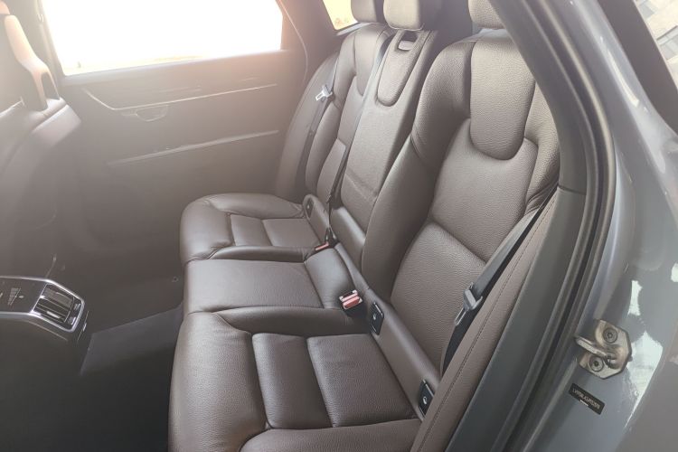 沃尔沃S90 2018款 T4 智远版中控内饰7004