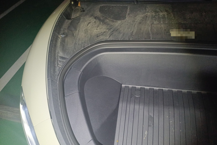 小米汽车 小米SU7 2024款 后驱长续航智驾版局部细节9006