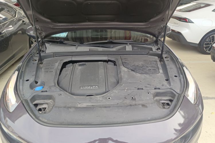 领克03 2018款 1.5TD DCT型Pro版 国V机舱底盘24