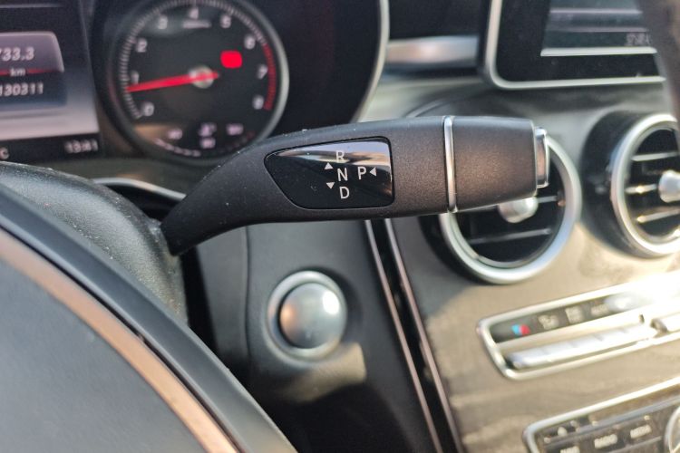 奔驰C级 2015款 C 200 L 运动型中控内饰18