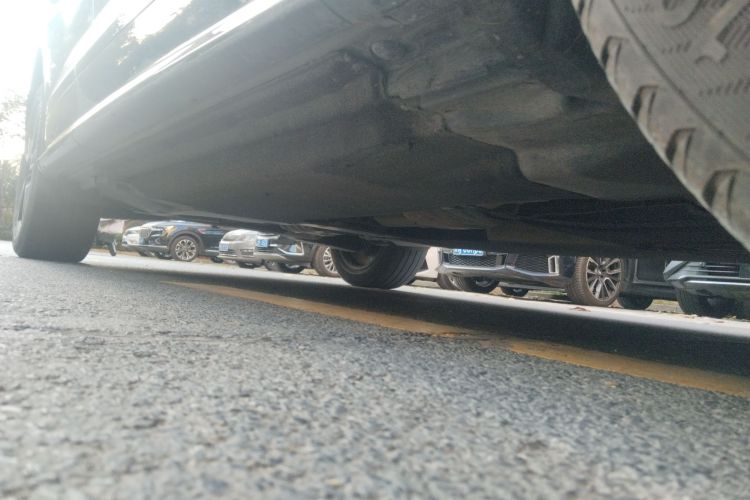 奥迪Q5L 2020款 40 TFSI 荣享时尚型局部细节9001