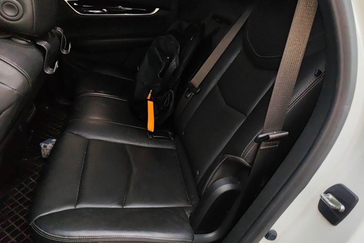 凯迪拉克XT5 2020款 28T 四驱技术型中控内饰21