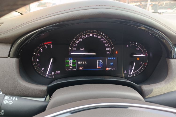 凯迪拉克XTS 2017款 28T 技术型中控内饰14