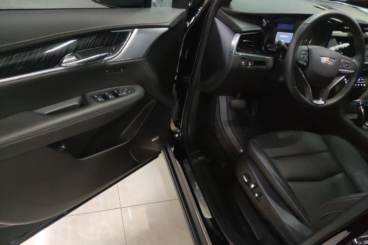 凯迪拉克XT6 2022款 2.0T 六座四驱豪华型中控内饰20