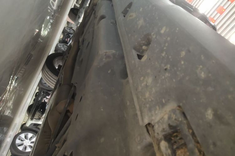 奔驰GLE轿跑 2018款 GLE 320 4MATIC 轿跑SUV局部细节9001