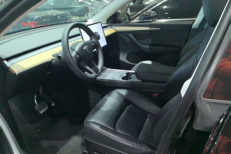 特斯拉 Model Y 2022款 改款 后轮驱动版局部细节19