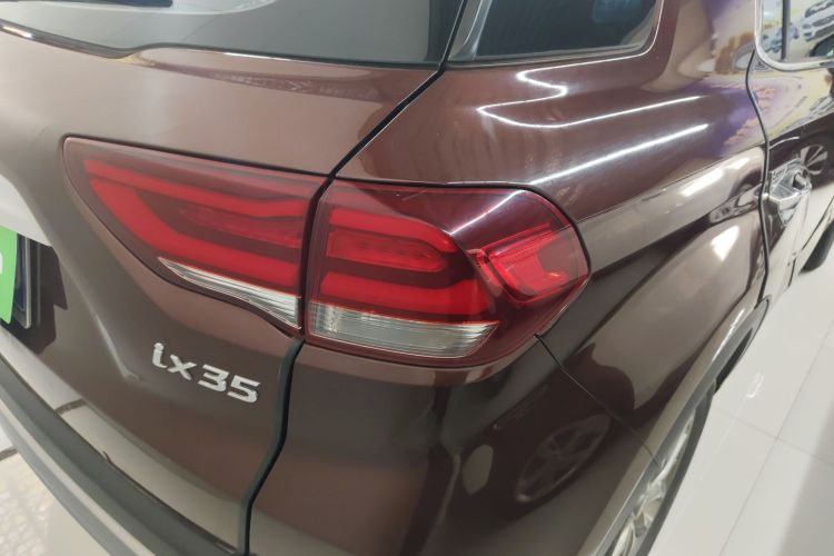 北京现代ix35 2018款 2.0L 自动两驱智勇·畅享版车身外观9