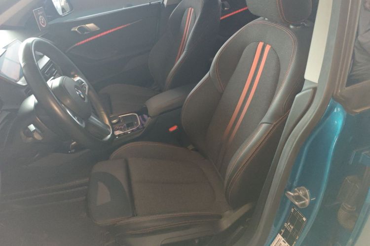 宝马2系(进口) 2021款 225i 四门轿跑车 M运动套装中控内饰19