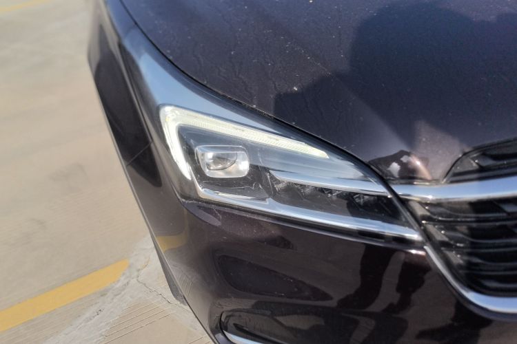 别克 昂科威 2020款 20T 两驱精英型车身外观8