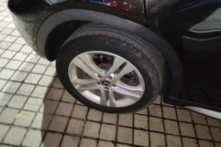 奔驰GLA 2016款 GLA 200 时尚型车身外观6008