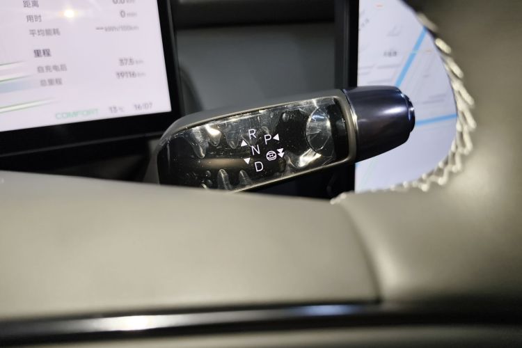 小鹏P7+ 2024款 长续航 Max局部细节18