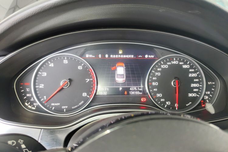 奥迪A6L 2016款 45 TFSI quattro 运动型中控内饰14