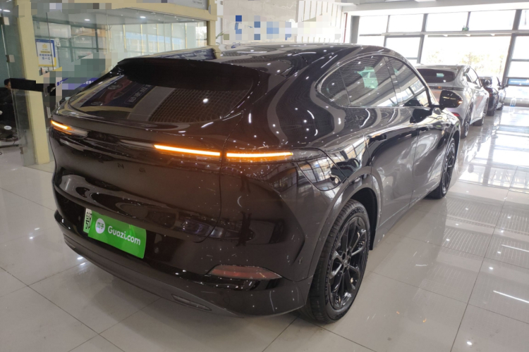 小鹏G6 2025款 625 长续航 Max 旗舰版车身外观6005