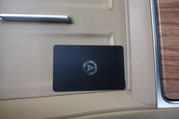 鸿蒙智行 智界R7 2024款 纯电 736km UItra中控内饰7001