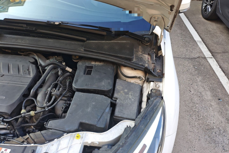 福特 福克斯 2017款 两厢 EcoBoost 180 自动运动型局部细节9007