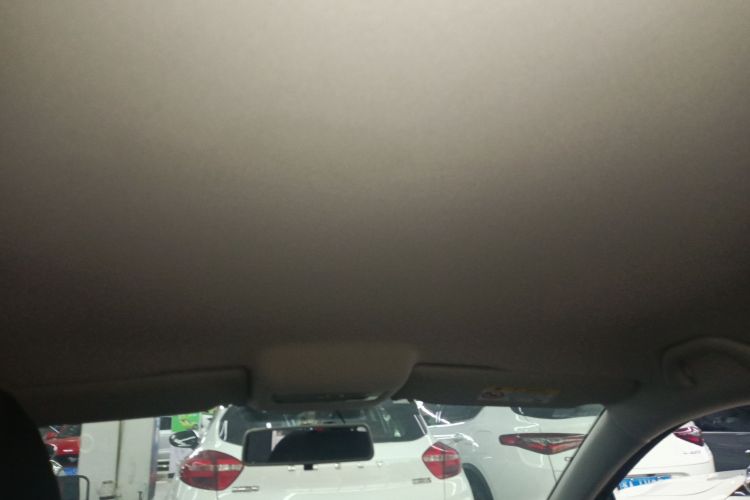 大众 Polo 2016款 1.4L 自动风尚型中控内饰22