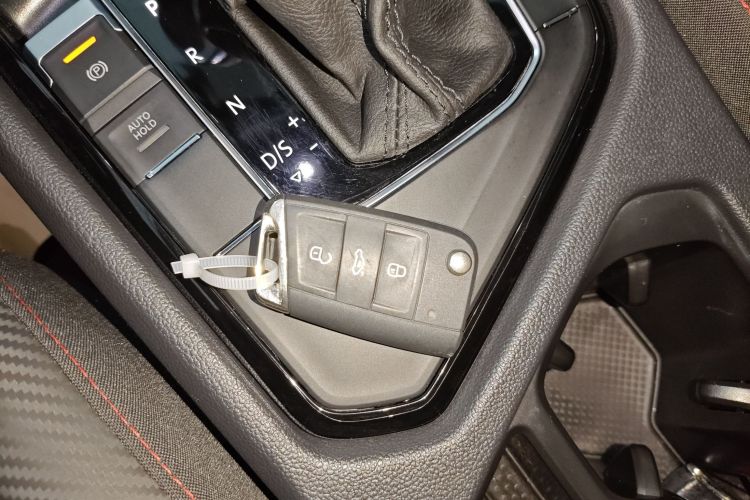 大众 途观X 2022款 330TSI 两驱旗舰版中控内饰7001