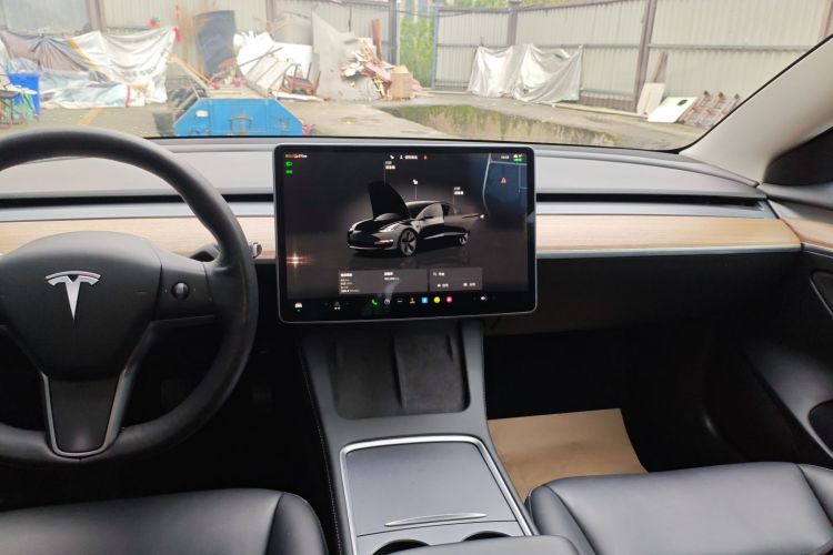 特斯拉 Model 3 2022款 后轮驱动版中控内饰16