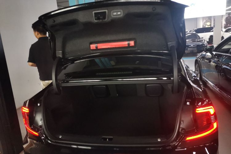 沃尔沃S90 2025款 B5 智雅豪华版局部细节23