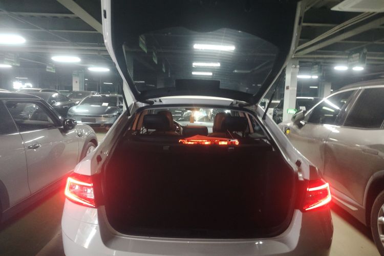 斯柯达 明锐 2018款 1.6L 自动豪华版局部细节23