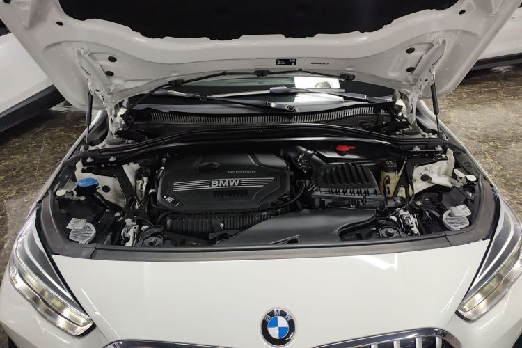 宝马2系(进口) 2021款 225i 四门轿跑车 M运动套装机舱底盘24