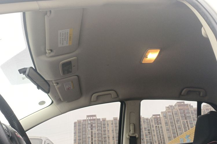 哈弗H1 2015款 1.5L AMT豪华型中控内饰22