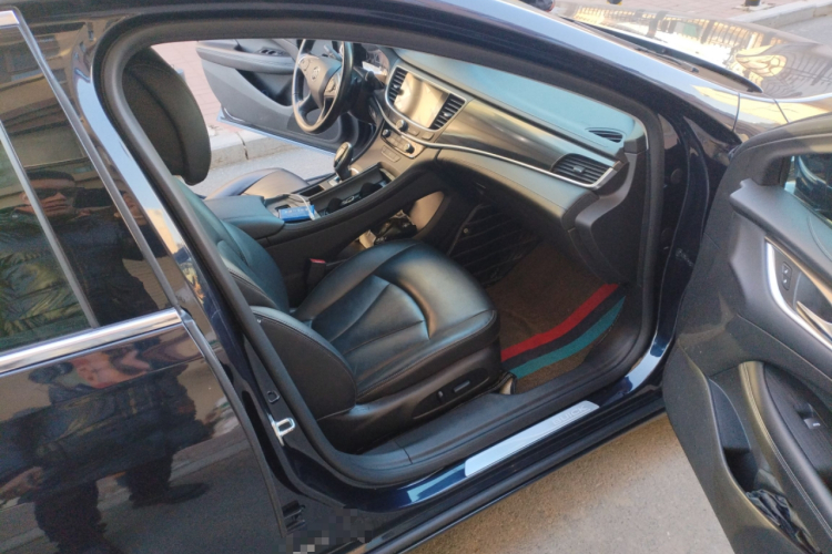 别克 君越 2021款 652T 豪华型局部细节9005