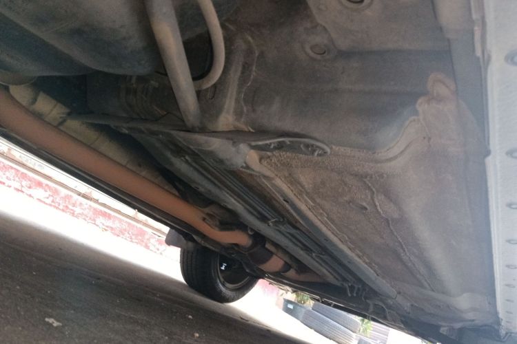 日产 奇骏 2012款 2.5L CVT豪华版 4WD局部细节9002