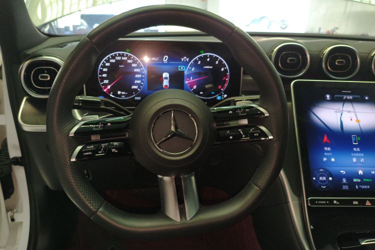 奔驰C级 2023款 C 200 L 运动版中控内饰13