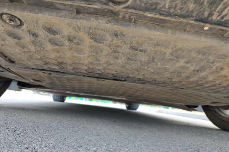 小米汽车 小米SU7 2024款 后驱标准创始版局部细节9009