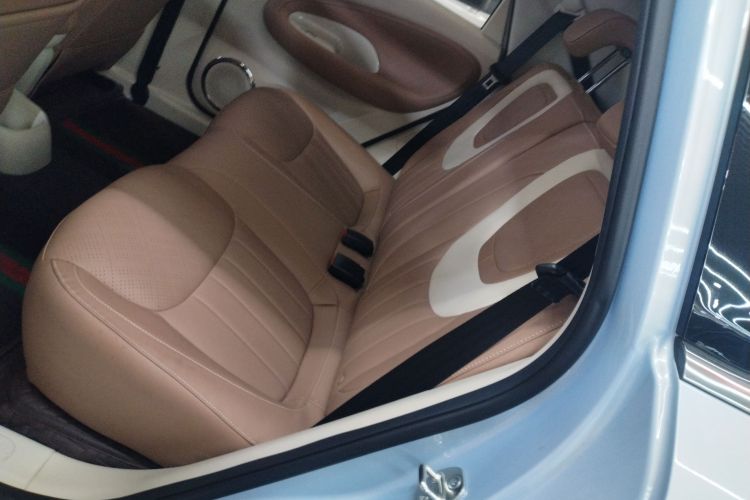 五菱汽车 五菱缤果 2025款 333km 灵犀尊享款中控内饰7004