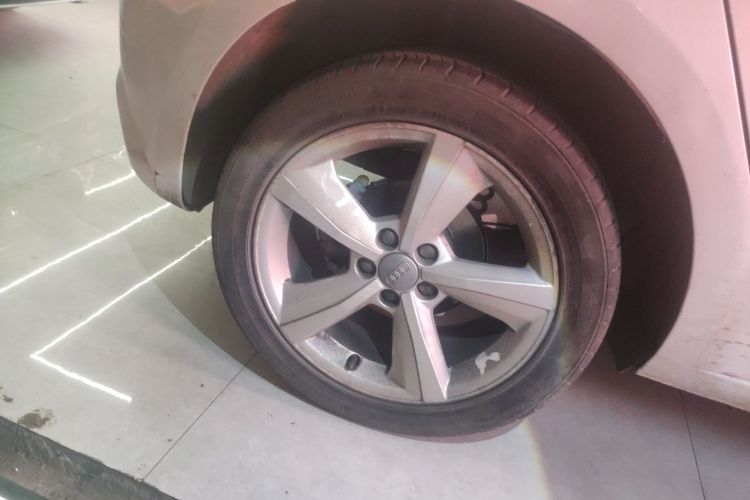 奥迪A1 2016款 30 TFSI Sportback Design风尚版车身外观6008