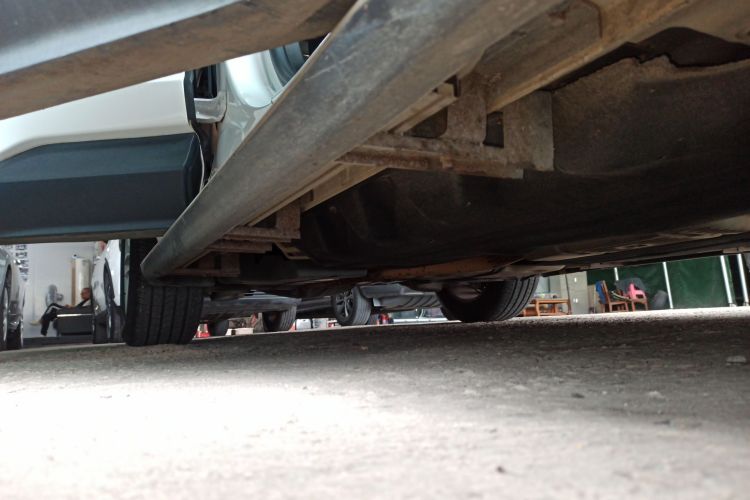 福特 锐界 2018款 EcoBoost 245 两驱铂锐型 7座 国V局部细节9001