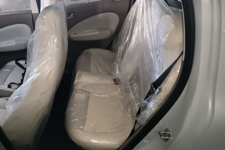 五菱汽车 宏光MINIEV 2025款 四门版 进阶款中控内饰21