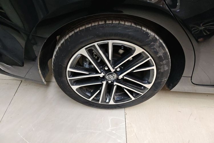 丰田 凯美瑞 2024款 双擎 2.5HG 尊贵版车身外观6008