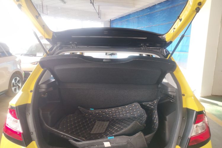 斯柯达 晶锐 2015款 1.6L 自动运动版局部细节23