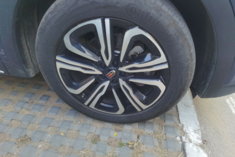 红旗HS7 2023款 2.0T 自动四驱旗畅版 六座车身外观6007