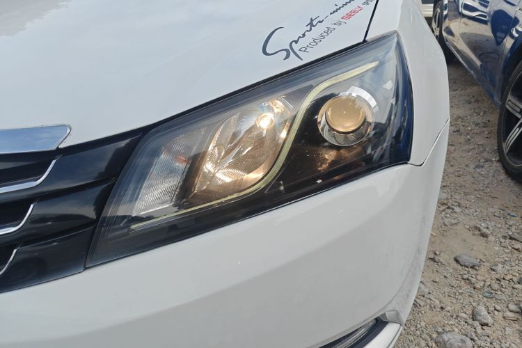 吉利汽车 帝豪 2016款 三厢 1.5L 手动向上版局部细节36