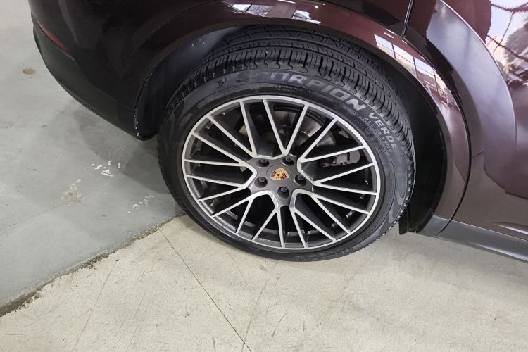 保时捷 2019款 Cayenne 3.0T车身外观6008